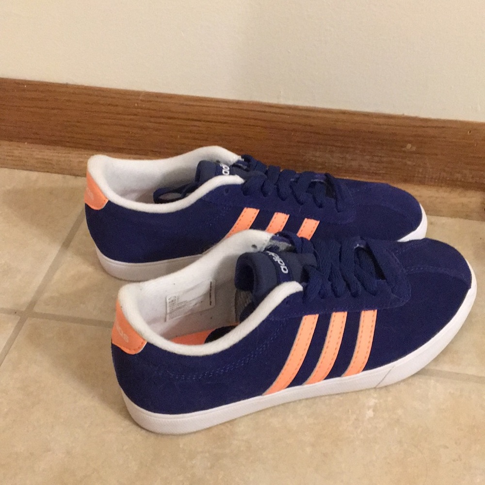 Women Adidas Casual Shoes